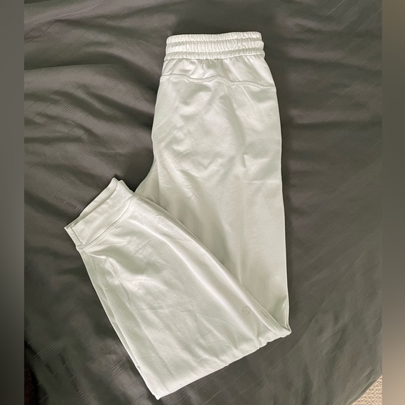 Lululemon Joggers Size 6 - Picture 2 of 4